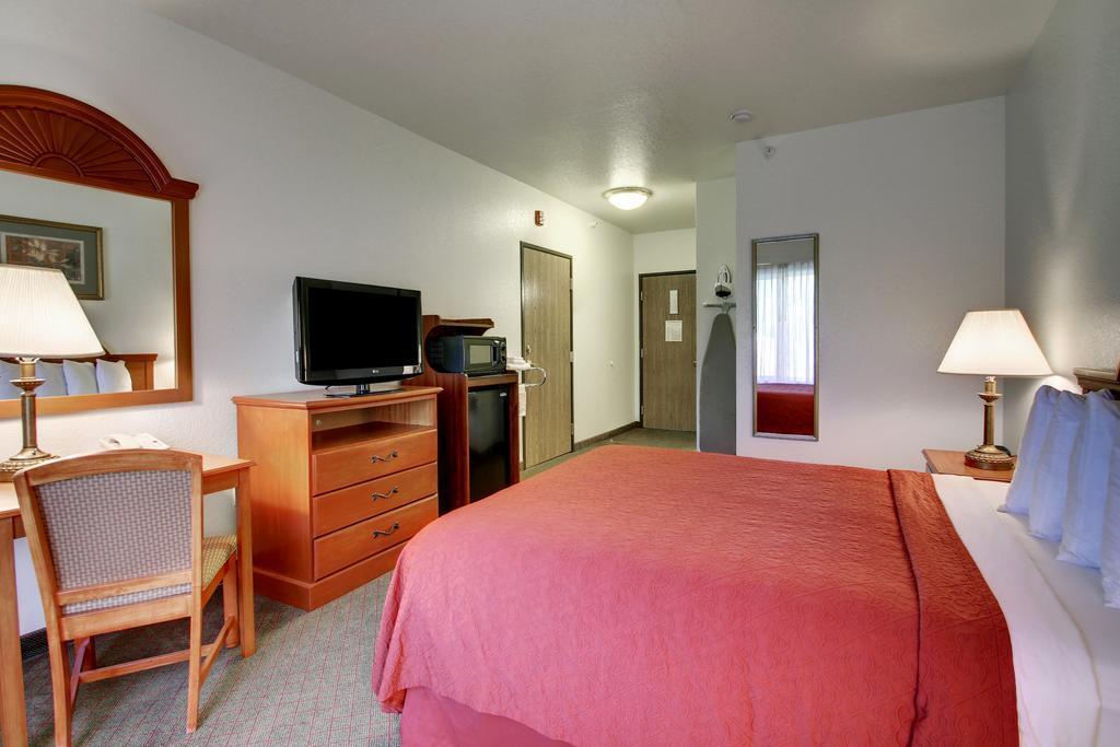 Quality Inn Junction City Near Fort Riley Eksteriør bilde