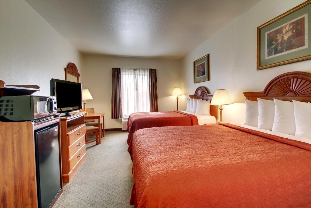 Quality Inn Junction City Near Fort Riley Eksteriør bilde
