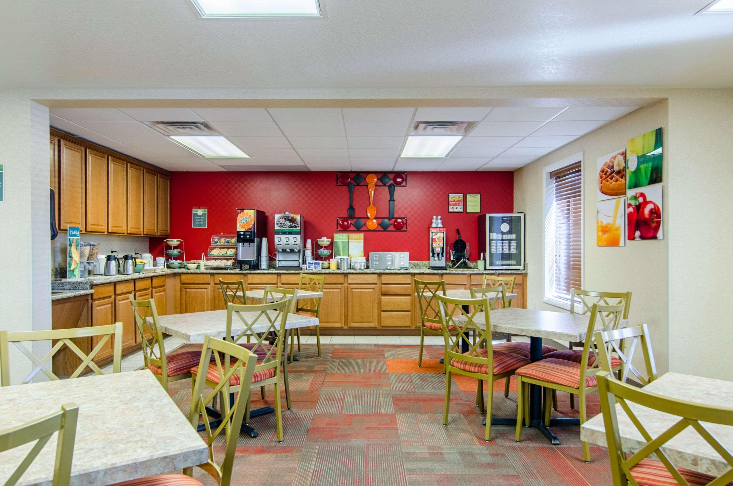 Quality Inn Junction City Near Fort Riley Eksteriør bilde