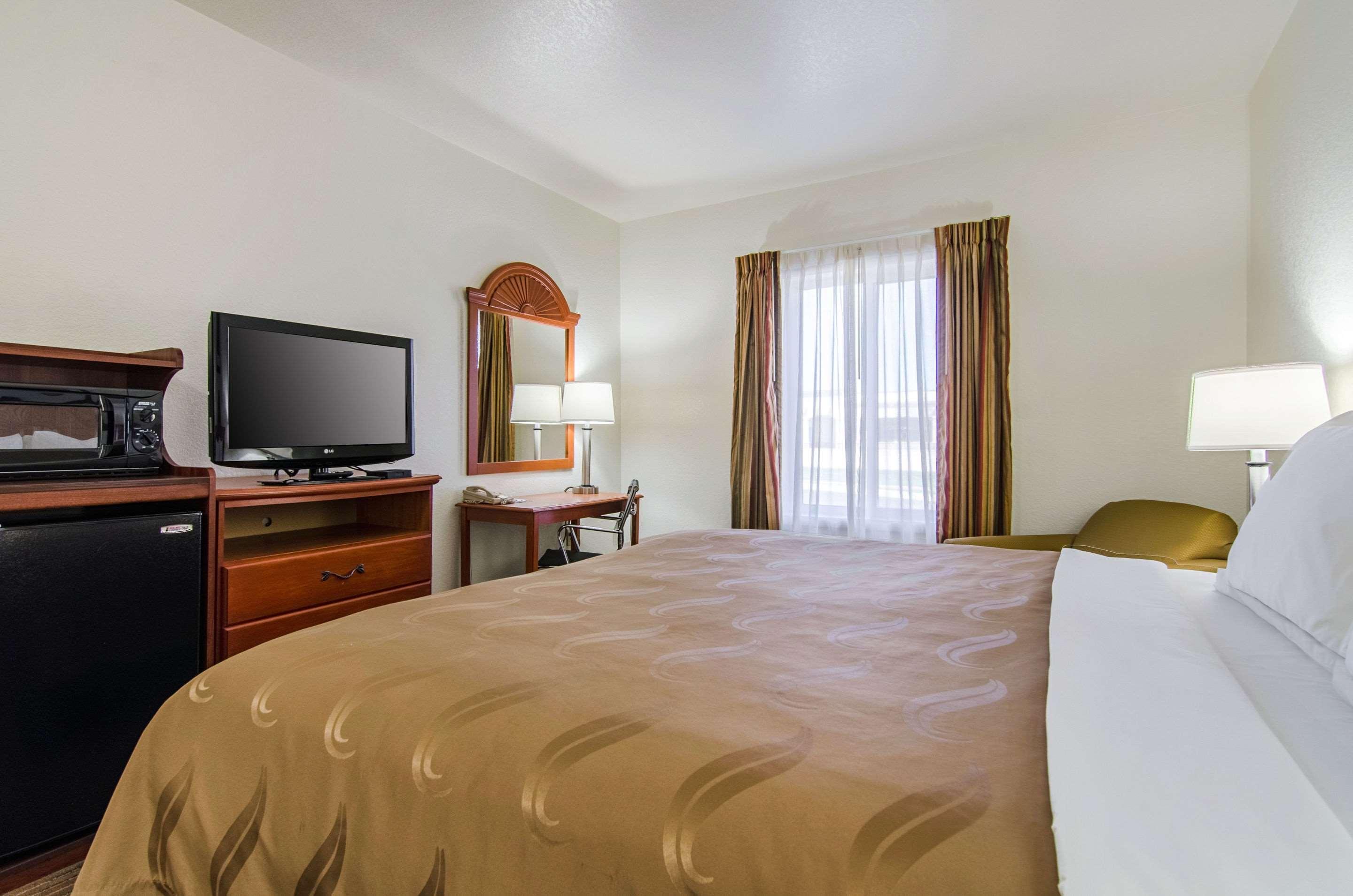 Quality Inn Junction City Near Fort Riley Eksteriør bilde